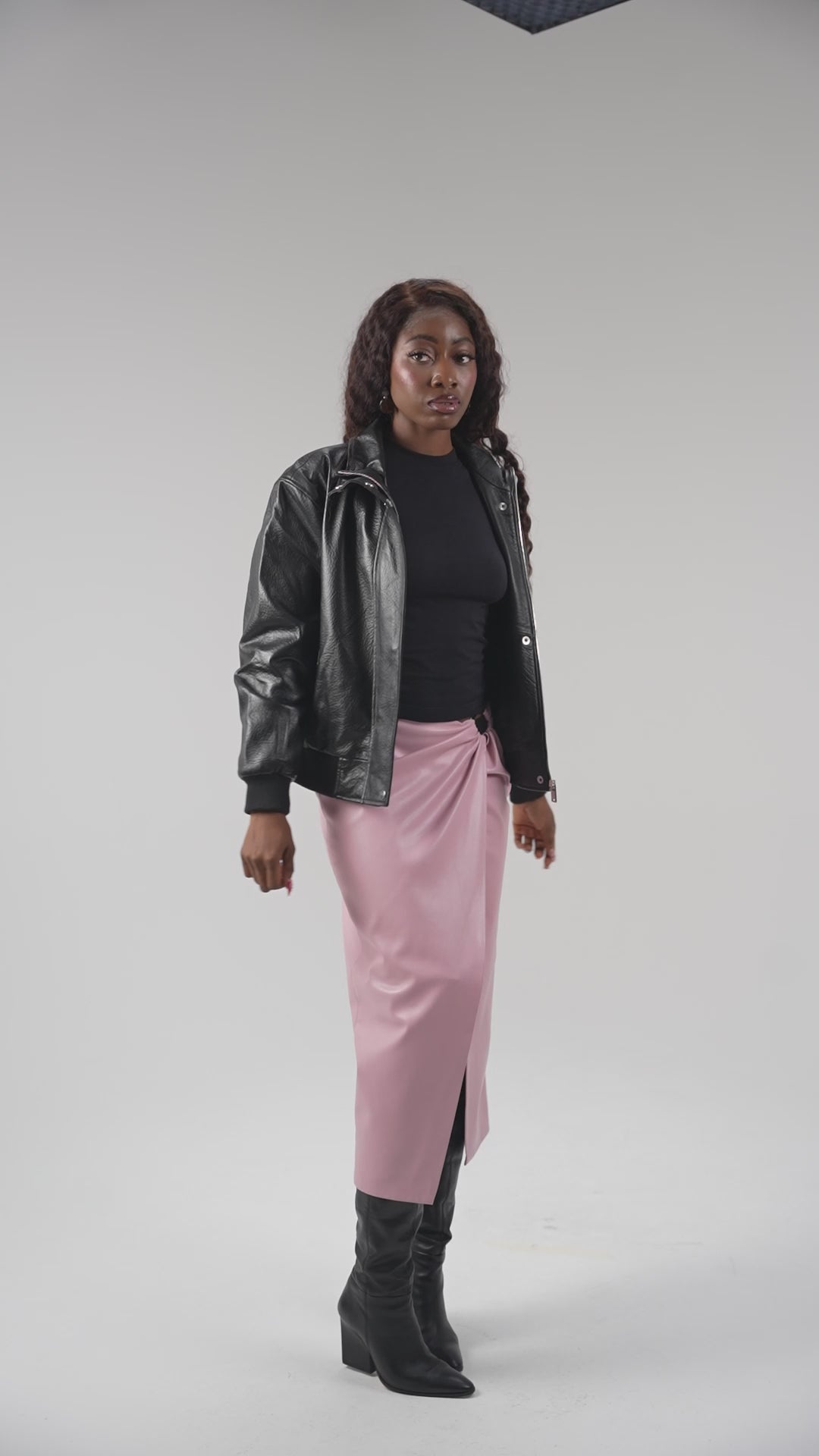 Legacy noir bomber